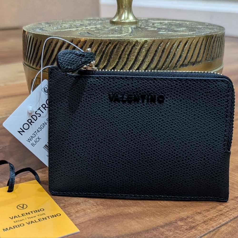 Valentino By Mario Valentino Moe Leather Wallet Zip Close Compartment Nwt ❤️
